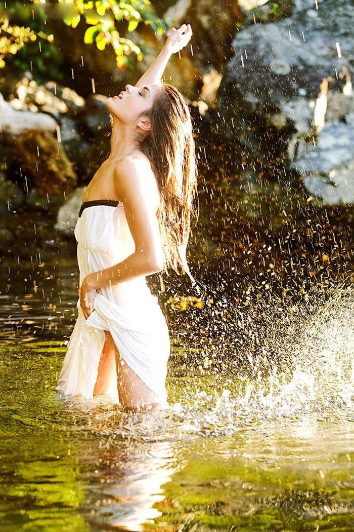 Marie Avgeropoulos in Jiangmen