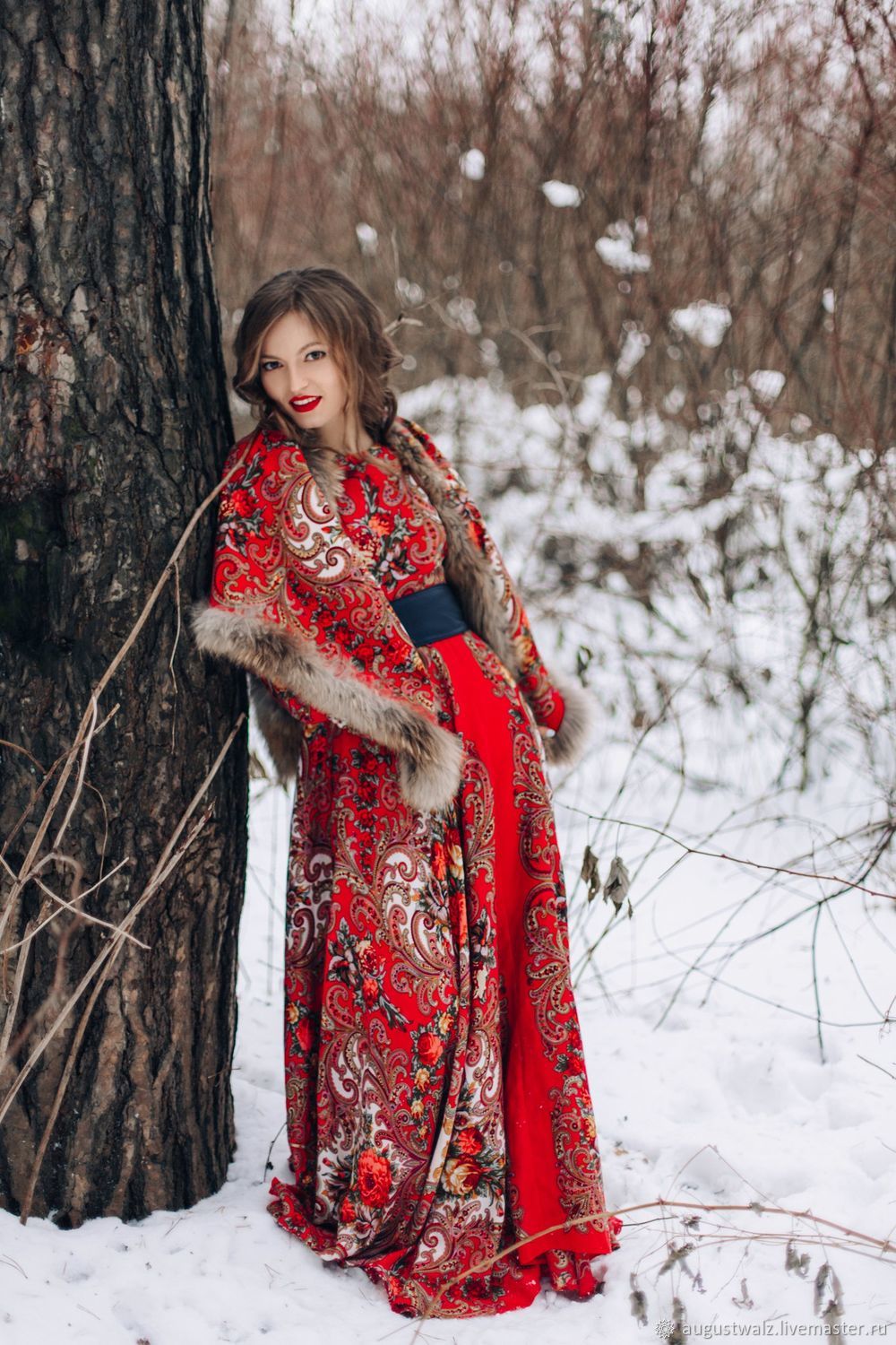 Photo Girls in Slavic costumes in Jiangmen
